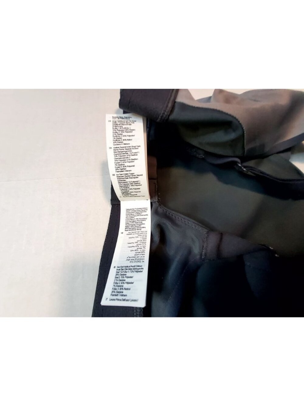 Brooks Womens Grey & Black Adjustable Sports Bra Moisture-Wicking Size 36DD - Picture 14 of 16